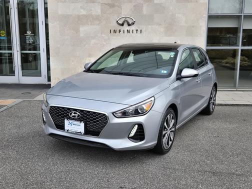 2020 Hyundai Elantra GT Base