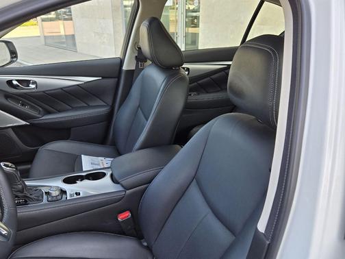 2023 INFINITI Q50 3.0t LUXE