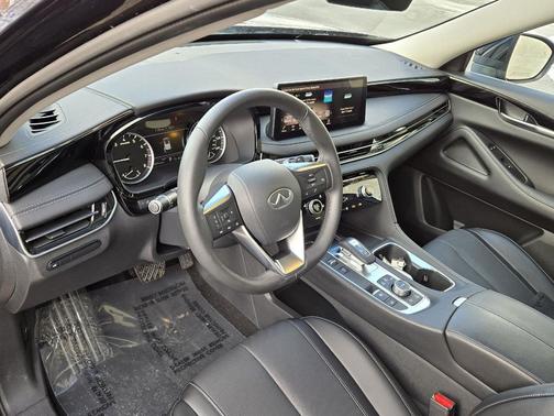 2024 INFINITI QX60 Pure