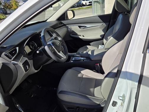 2023 INFINITI QX50 LUXE AWD