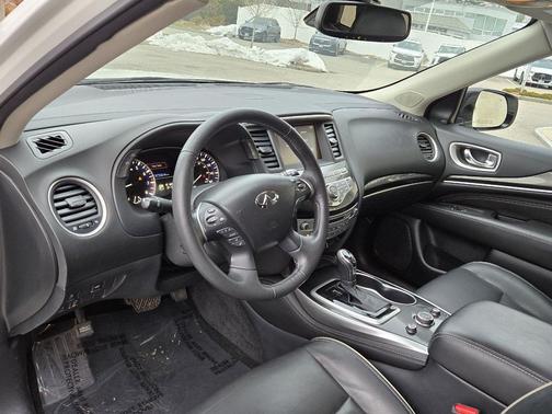 2019 INFINITI QX60 Luxe