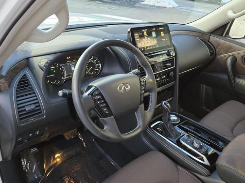 2024 INFINITI QX80 PREMIUM SELECT AWD