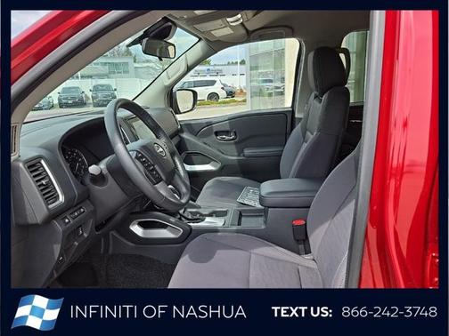 2022 Nissan Frontier SV