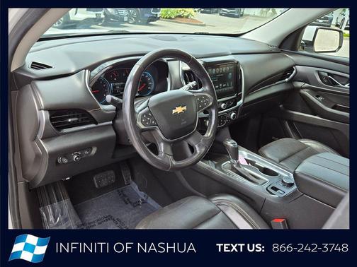 Iridescent Pearl Tricoat 2018 Chevrolet Traverse Premier