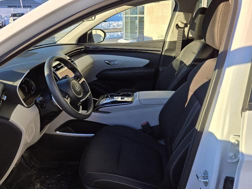 2024 Hyundai TUCSON Hybrid Blue