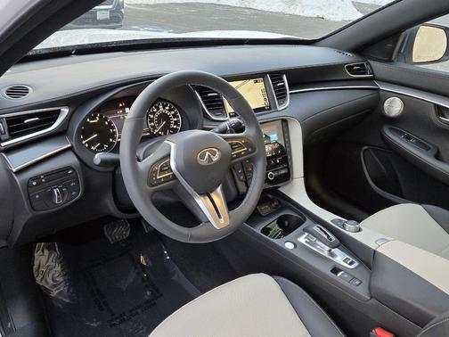 2025 INFINITI QX55 ESSENTIAL