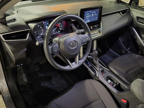 2023 Toyota Corolla Cross LE
