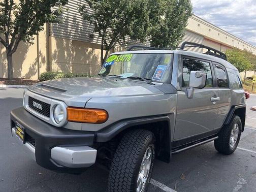 2010 Toyota FJ Cruiser Base