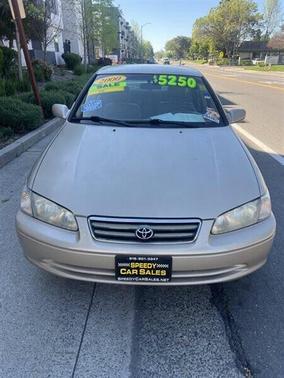 2000 Toyota Camry LE V6