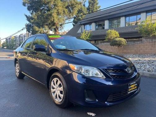 2011 Toyota Corolla LE