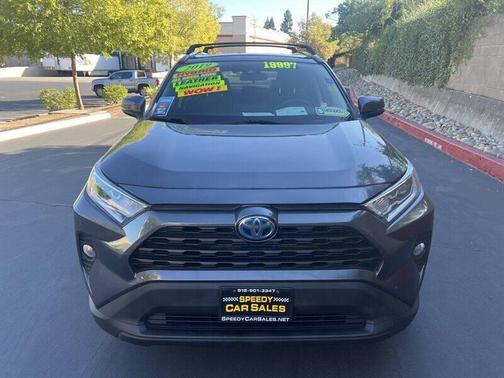 2019 Toyota RAV4 Hybrid XLE