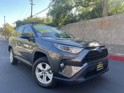 2019 Toyota RAV4 Hybrid XLE