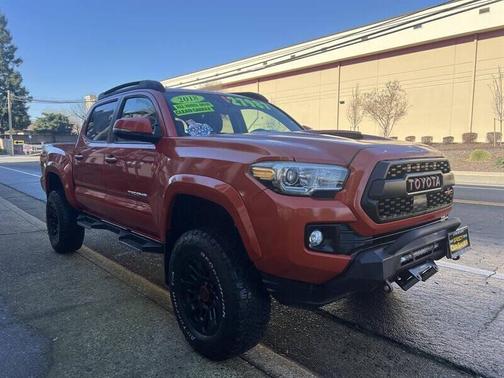 2018 Toyota Tacoma TRD Sport