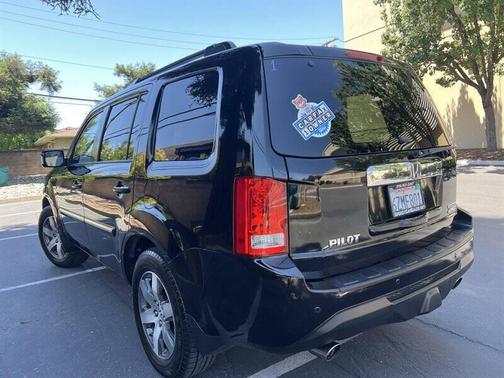 Crystal Black Pearl 2013 Honda Pilot Touring
