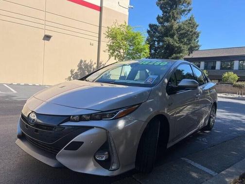 2017 Toyota Prius Prime Advanced