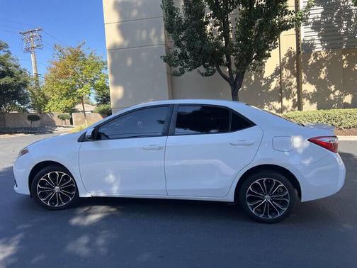 2016 Toyota Corolla S w/Special Edition Pkg