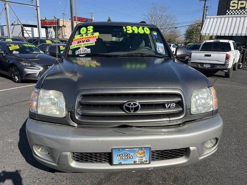 2003 Toyota Sequoia SR5