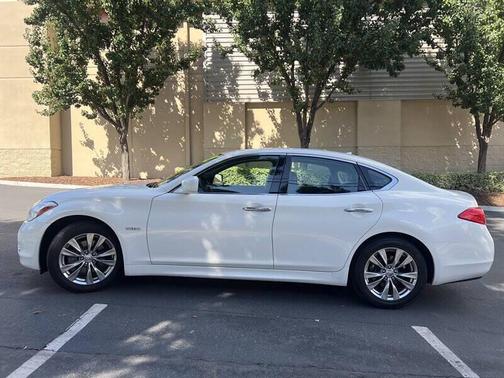 2012 INFINITI M35h Base