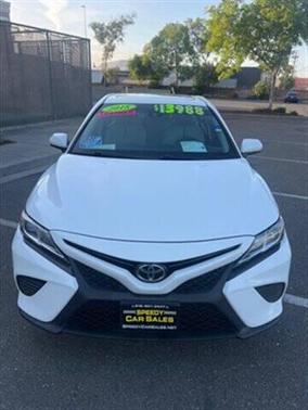2018 Toyota Camry SE