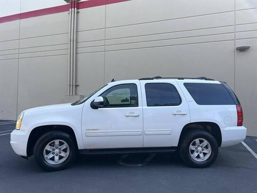 Summit White 2012 GMC Yukon SLT
