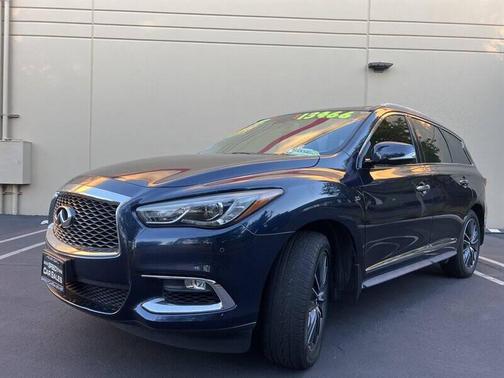 2017 INFINITI QX60 Base