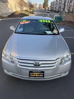 2005 Toyota Avalon XLS