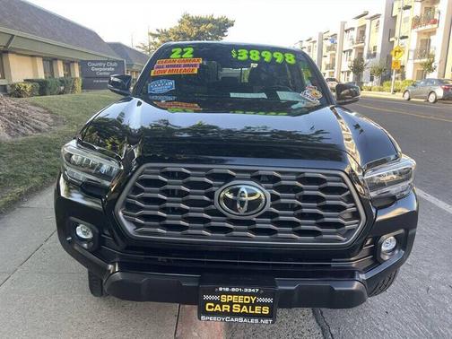 Midnight Black Metallic 2022 Toyota Tacoma TRD Off Road