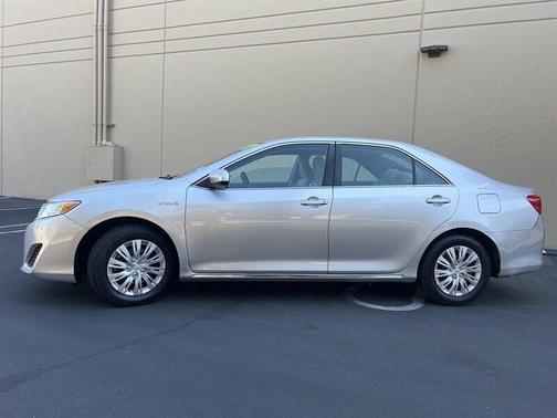 2012 Toyota Camry Hybrid LE