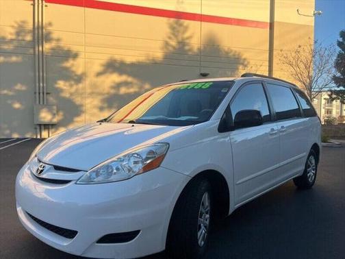2009 Toyota Sienna LE