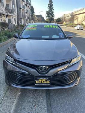 2018 Toyota Camry LE