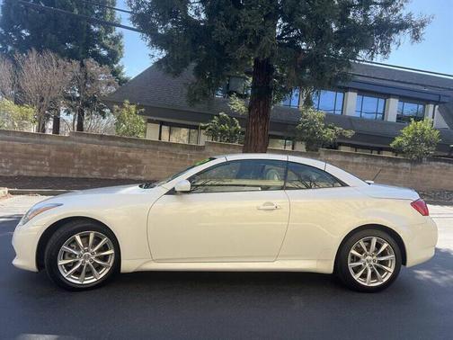 2012 INFINITI G37 Base