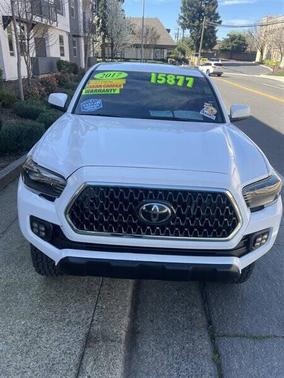 2017 Toyota Tacoma SR5