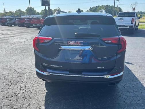 2018 GMC Terrain SLT