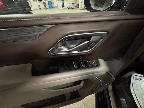 2022 GMC Yukon XL SLT