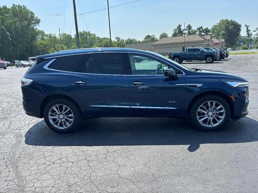 2022 Buick Enclave Avenir