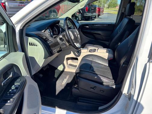 2018 Dodge Grand Caravan Crew +