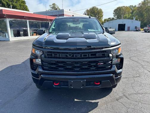 2023 Chevrolet Silverado 1500 Custom Trail Boss