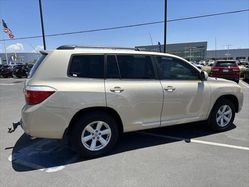 2010 Toyota Highlander SE