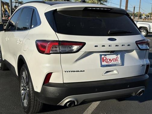 2020 Ford Escape Titanium