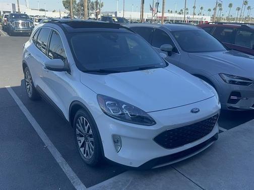 2020 Ford Escape Titanium