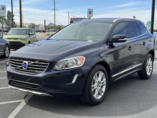 2016 Volvo XC60 T5 Drive-E Premier