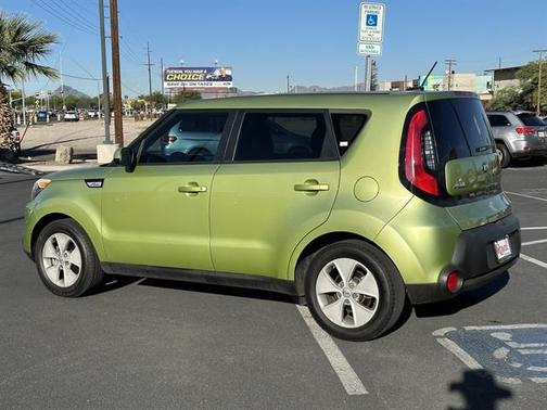 2016 Kia Soul Base