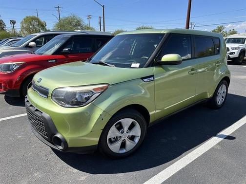 2016 Kia Soul Base