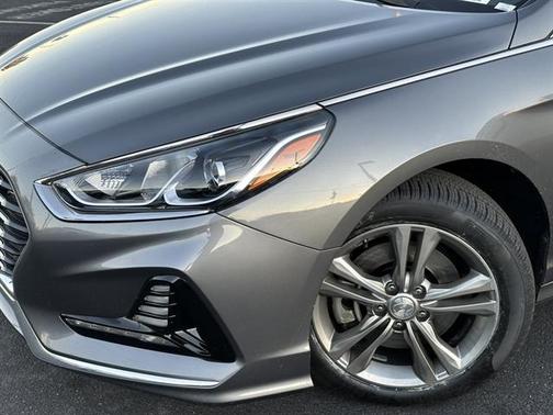 2018 Hyundai SONATA SEL