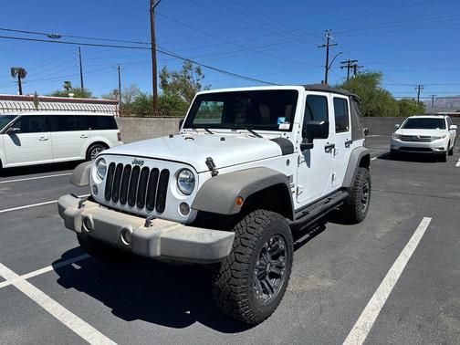 Bright White Clearcoat 2018 Jeep Wrangler JK Unlimited Sport