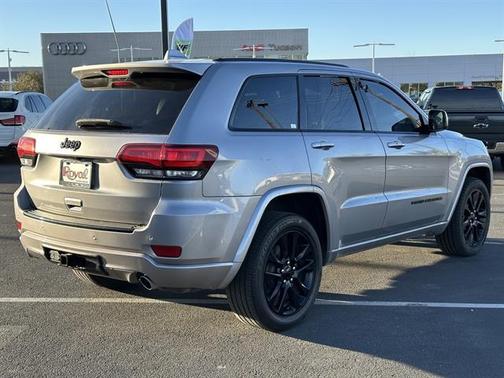 2017 Jeep Grand Cherokee Altitude