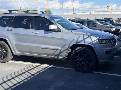 2017 Jeep Grand Cherokee Altitude