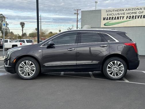 2017 Cadillac XT5 Premium Luxury