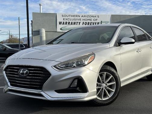 2018 Hyundai SONATA SE