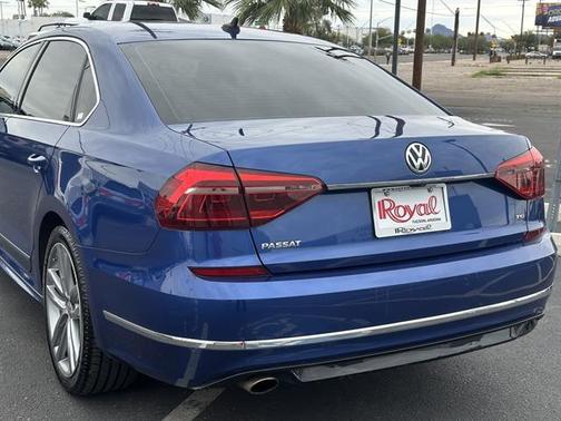 2017 Volkswagen Passat 1.8T R-Line w/Comfort